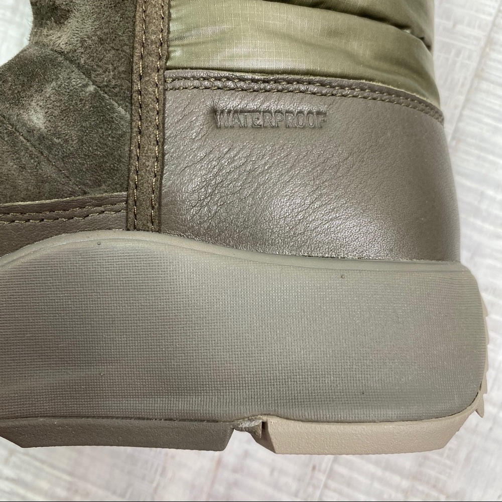 The North Face Ozone Park Waterproof Winter Boot - Picture 7 of 7